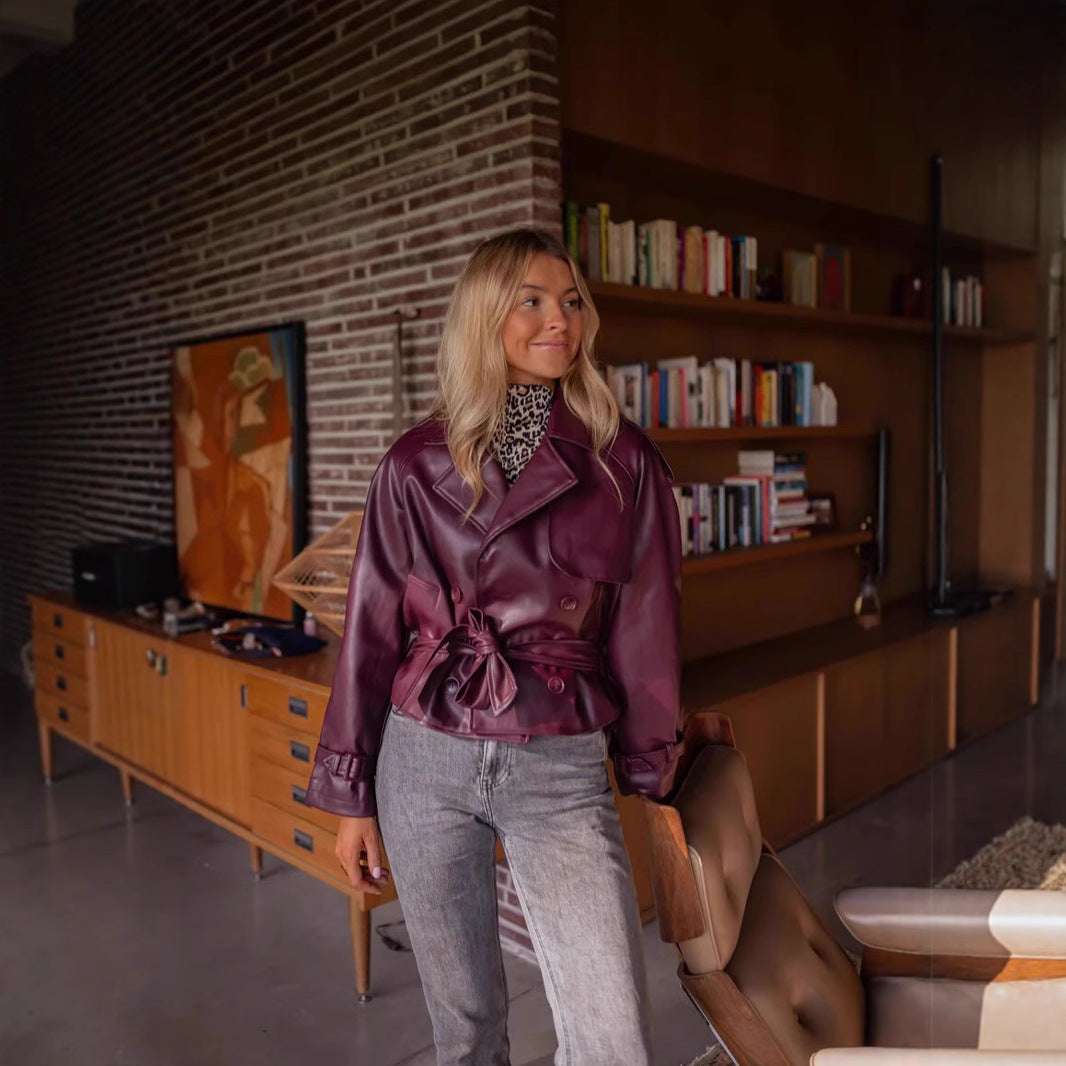 DamenModerne Jacke aus Kunstleder mit Taillengürtel und doppelt gestepptem Design Drune