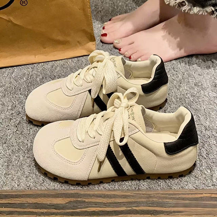 Damen Retro-inspirierte Wildledersneaker mit sportlichem Profil Drune