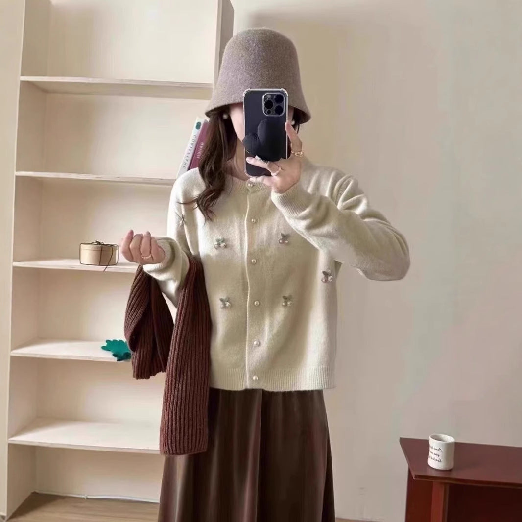 Damen modische Strickjacke mit Bärenapplikationen und Knopfdetails Drune