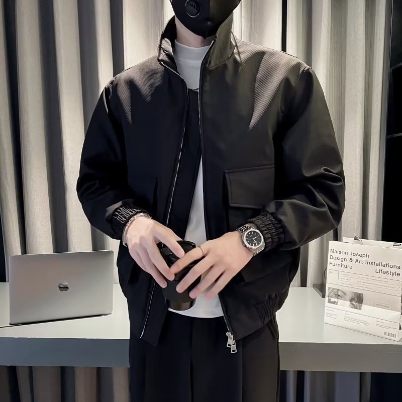 Herren modische Übergangsjacke mit praktischen Taschen und elastischen Bündchen Drune
