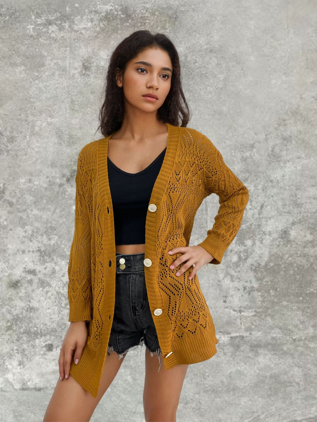 Damen Strickjacke mit perforiertem Muster und Knopfverschluss Drune