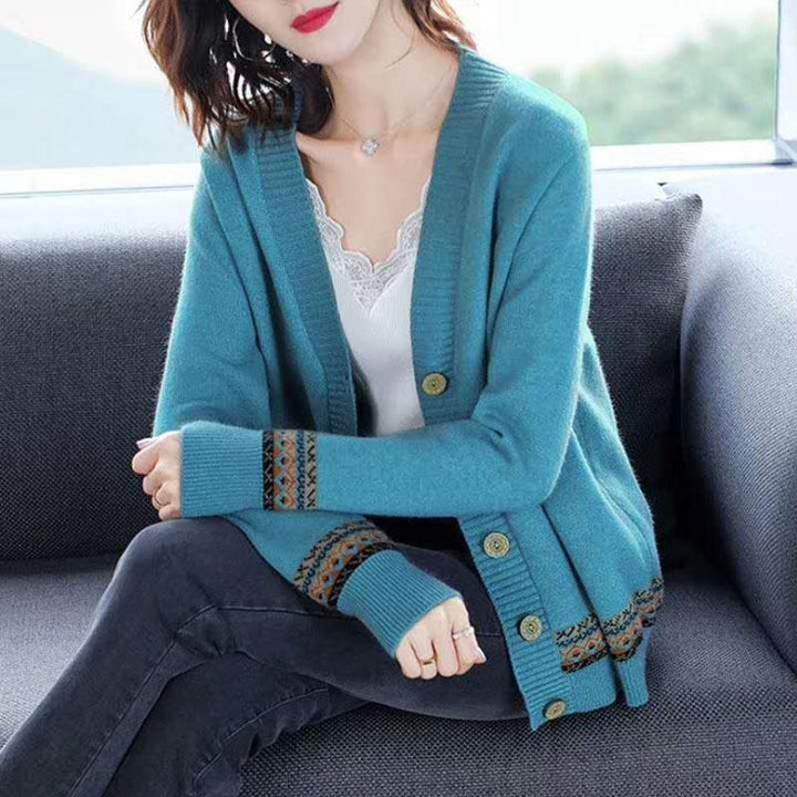 Damen Strickjacke mit kunstvollen Stickdetails und Knopfverschluss Drune