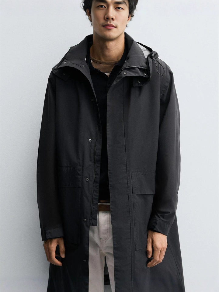 Herren winddichte Regenjacke mit verstellbarem Kapuzenkragen und großen Taschen Drune