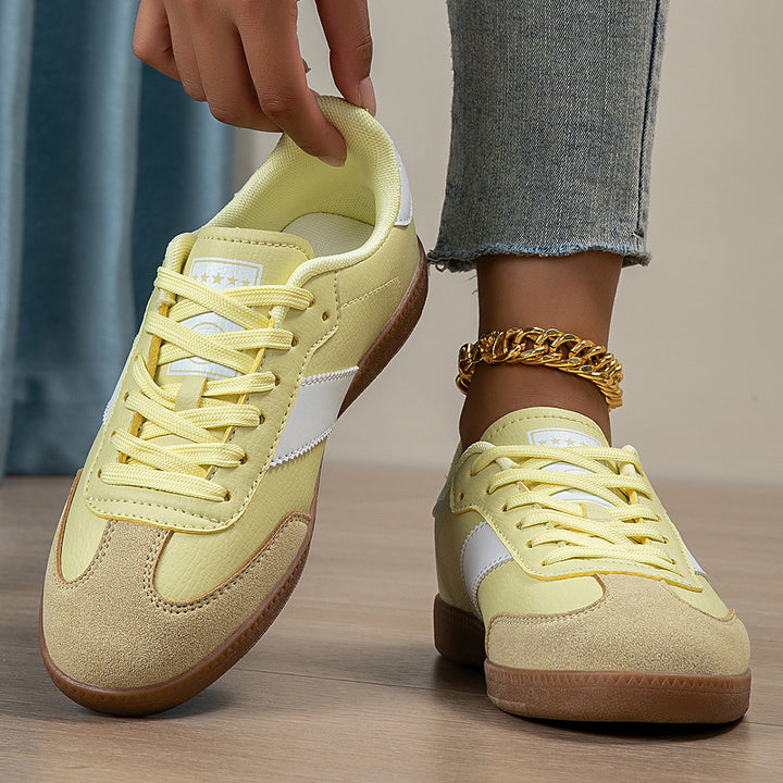 Damen nan retro-inspirierte Sneaker mit niedrigem Schnitt, Gumsohle und Velours-Zehenkappe Drune