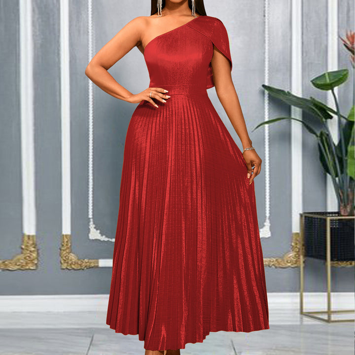 Damen Elegantes Maxi-Kleid mit asymmetrischem Schulterdesign und schimmerndem Plisseestoff Drune