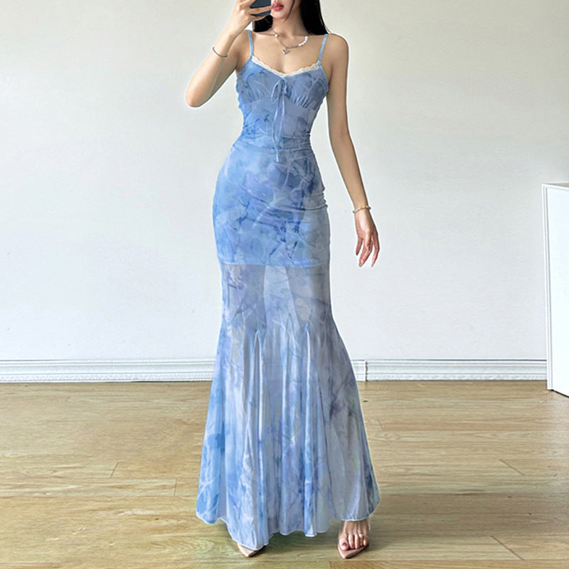Damen Maxikleid mit fließendem Schnitt und romantischen Transparenzakzenten Drune