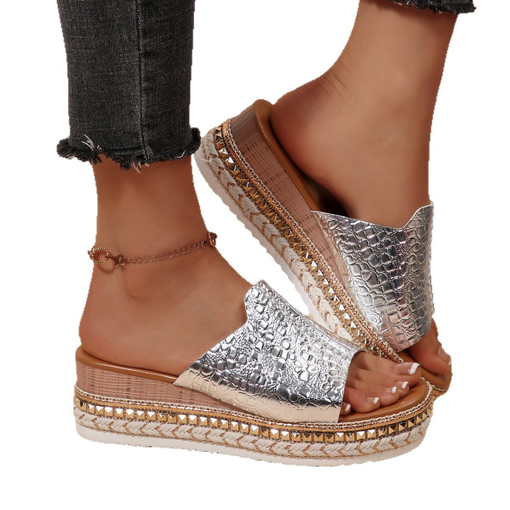 Damen Wedge-Pantoletten mit modernem Kroko-Design und eleganter Schnallenverzierung Drune