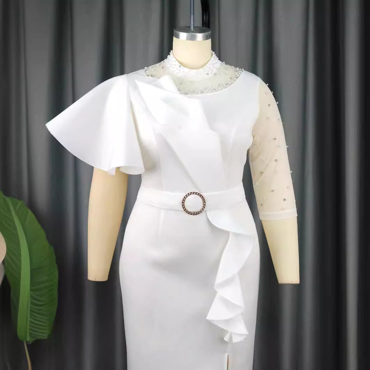 Damen Cocktailkleid mit asymmetrischem Rüschendesign und dekorativen Perlenakzenten Drune
