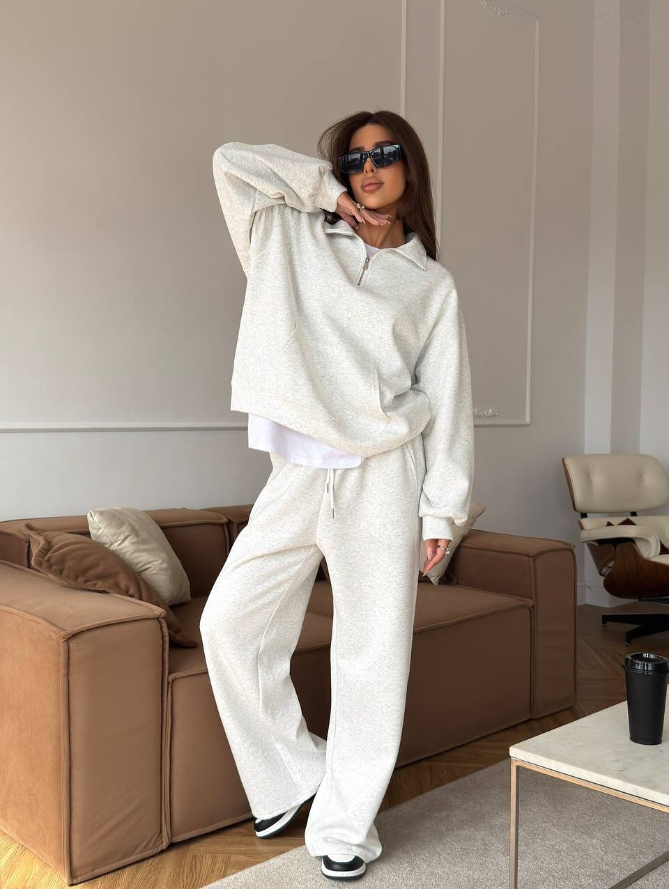 Damen sportlicher Pullover mit halbem Reißverschluss und weiten Hosen Drune