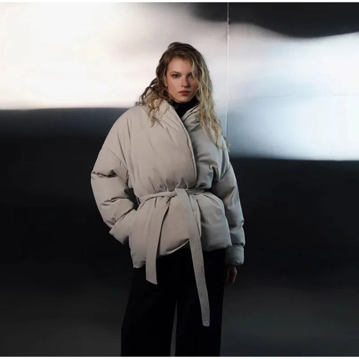 Damen Modische gefütterte Jacke mit Bindegürtel Drune