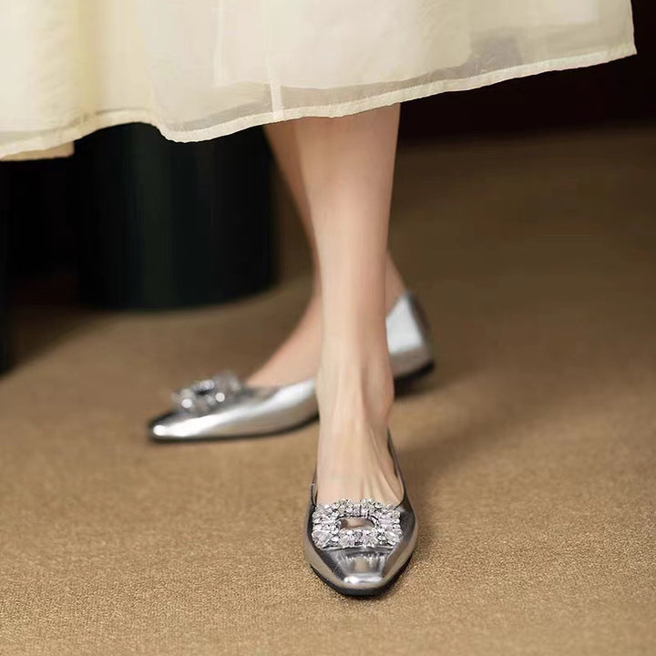 Damen Ballerina Flats mit spitzem Zehenbereich und dekorativem Strassschnalle Drune