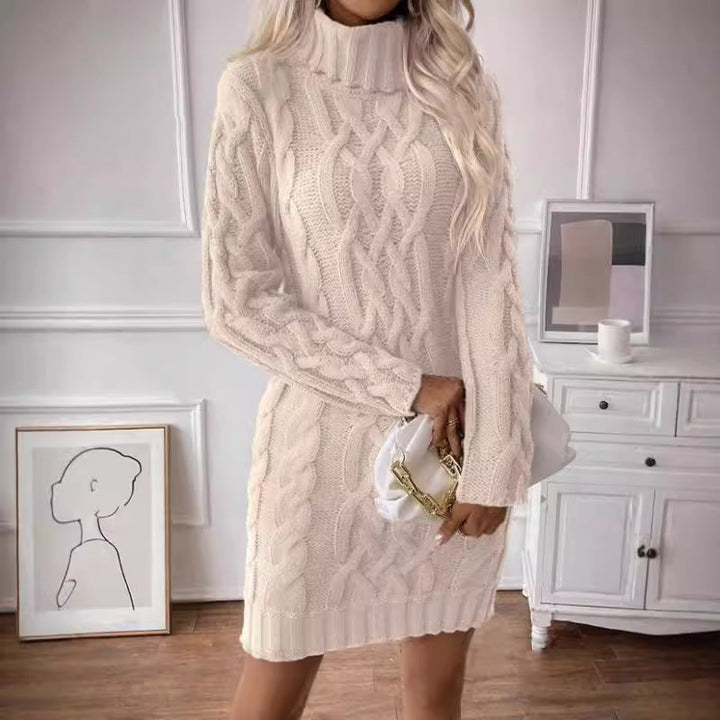 Drune | Strickkleid Figurbetonter Schnitt Kabelstrick Hoher Kragen Lange Ärmel