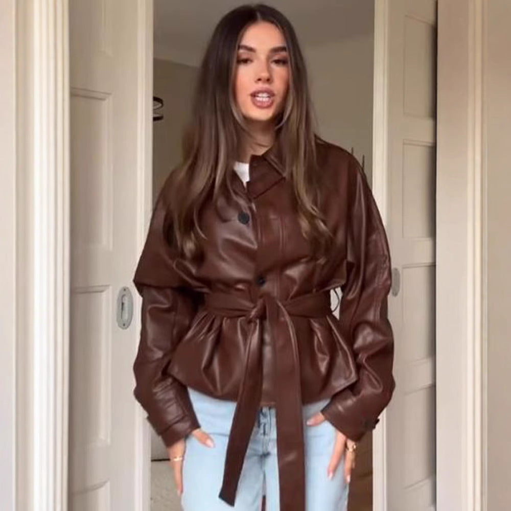 Damen Kunstlederjacke mit tailliertem Schnitt und modischem Gürtel Drune