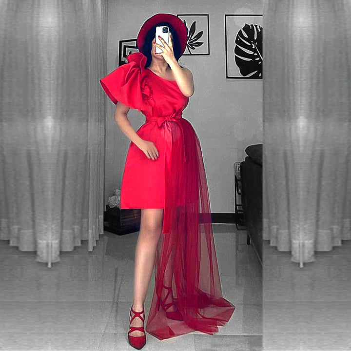 Damen Abendkleid mit asymmetrischem Oberteil und schwingendem Tüll-Akzent Drune