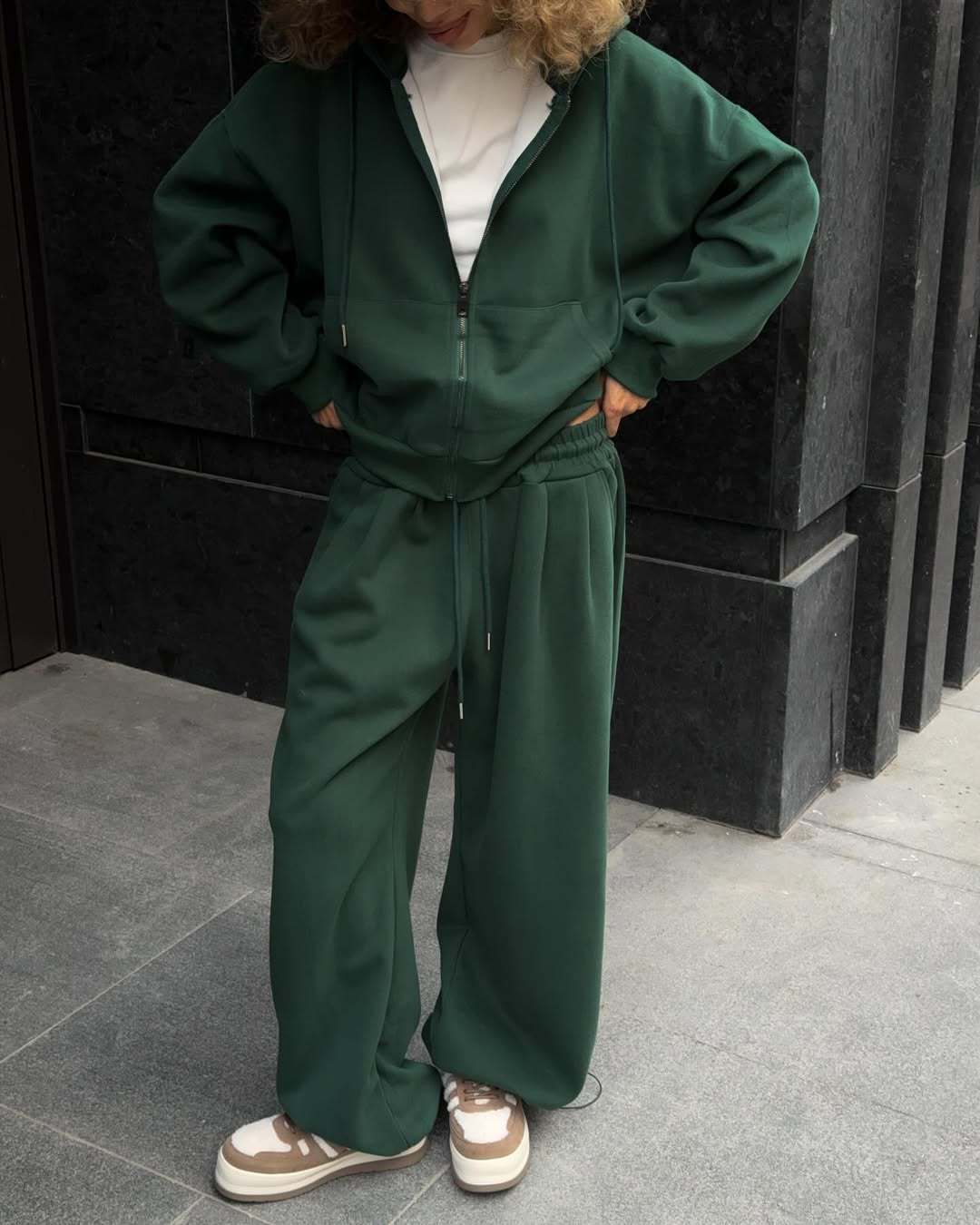 Damen nan weites Lounge-Set mit Zip-Hoodie, Kängurutasche und extraweiter Highwaist-Jogginghose Drune