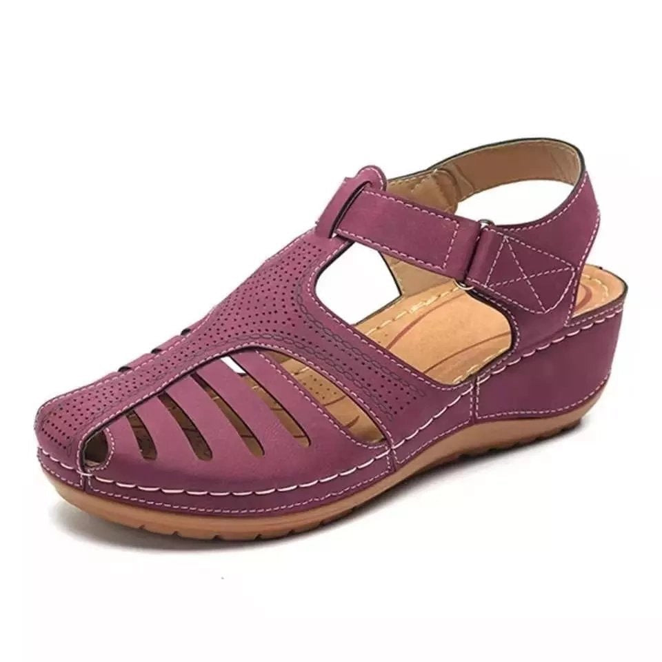 Damen nan geschlossene Slingback-Sandale mit perforiertem Obermaterial, ergonomischem Komfortfußbett und leichtem Keilabsatz Drune