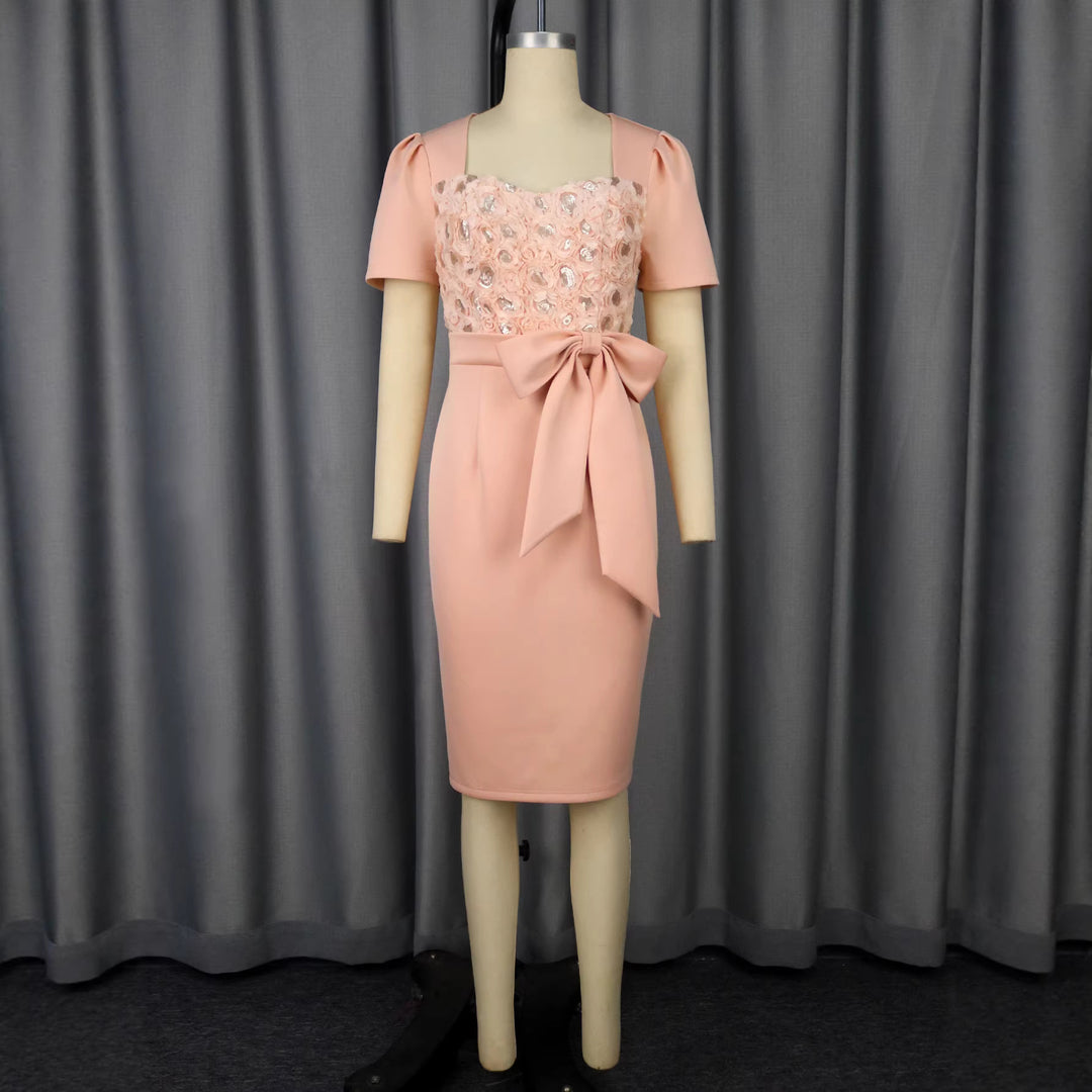 Damen figurbetontes Cocktailkleid mit floralen Applikationen und Schleifenakzent Drune