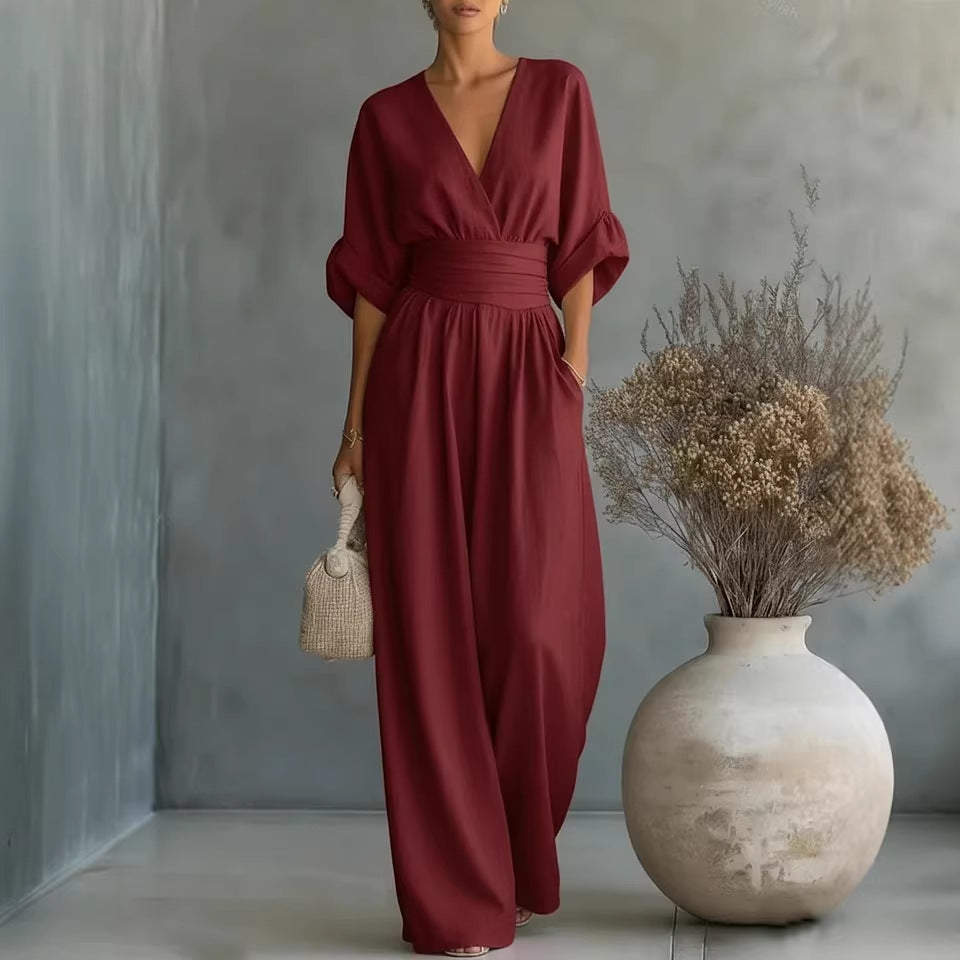 Drune | Eleganter Ärmelloser Jumpsuit mit Tiefem V-Ausschnitt, Taillenbund und Weitem Bein