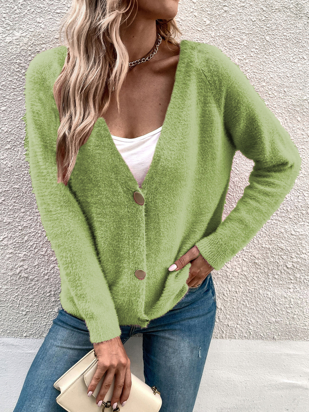 Damen weicher Strickcardigan mit elegantem V-Ausschnitt und großen Knopfdetails Drune