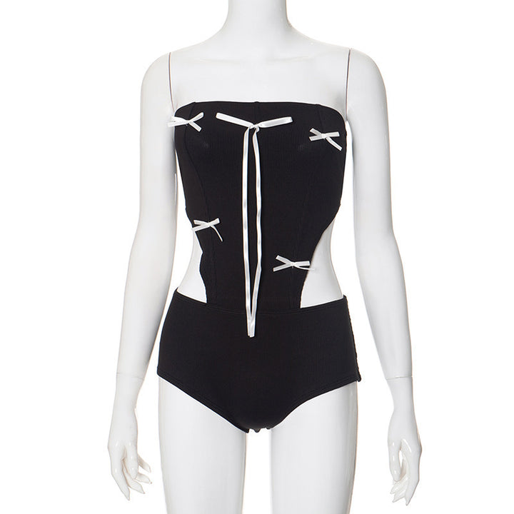 Damen Bandeau-Badeanzug mit dekorativen Kordelzügen und figurformendem Schnitt Drune