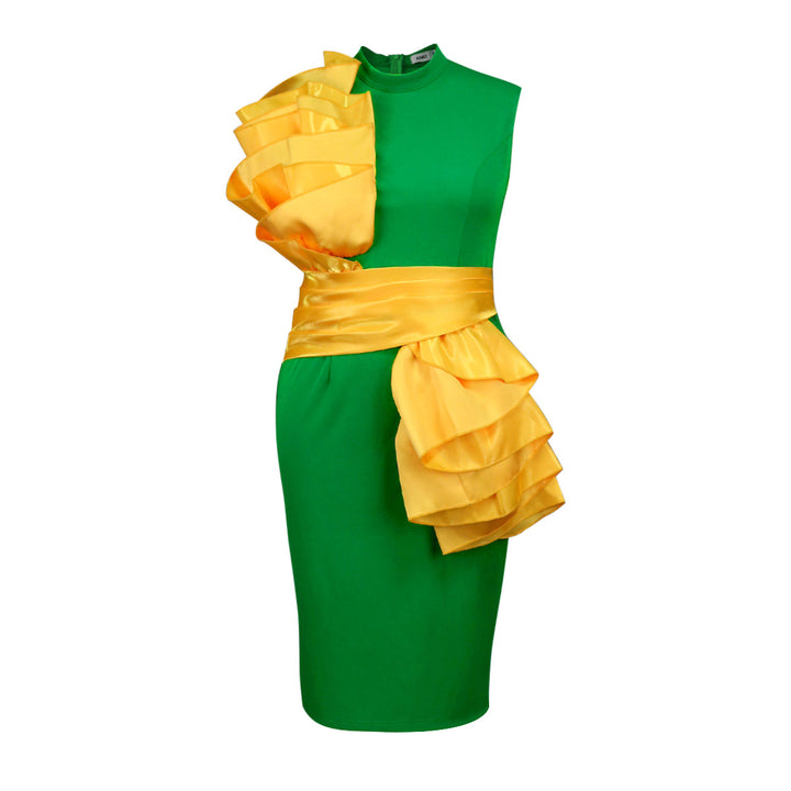Damen elegantes Kleid mit extravaganten Rüschenelementen Drune