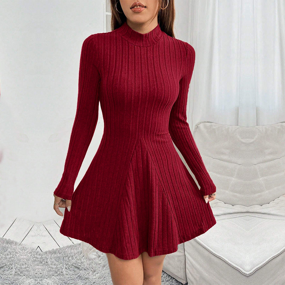 Damen Strickkleid mit elegantem Stehkragen und figurumspielendem Schnitt Drune