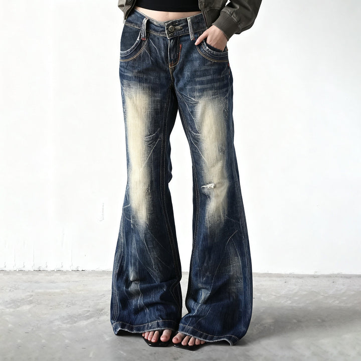 Damen Flared Jeans mit modischem Used-Look Drune