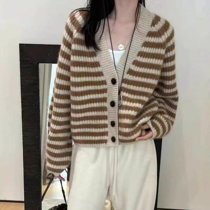 Damen gestreifte Strickjacke mit weitem Schnitt und Knopfdetails Drune