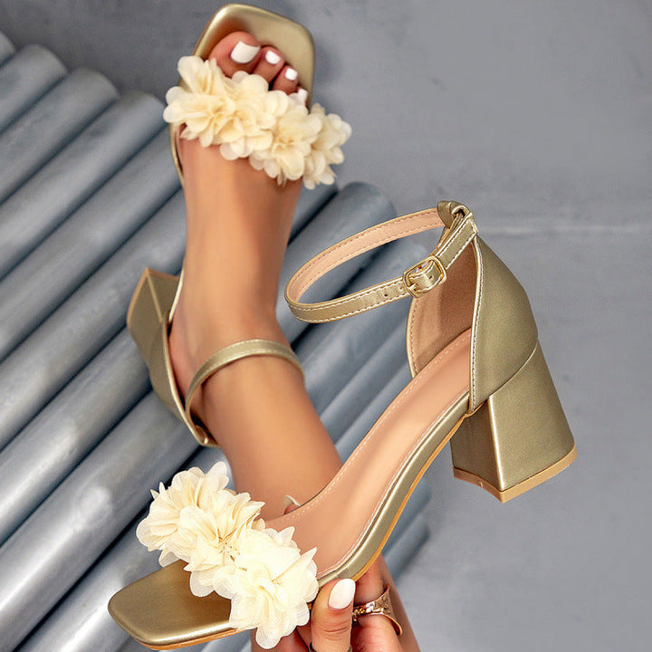 Damen Hochhackige Sandalen mit floralen Applikationen Drune