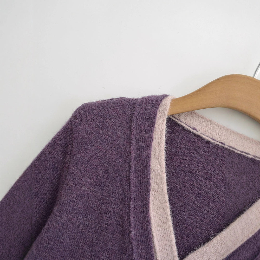 Damen Strickjacke mit V-Ausschnitt und kontrastierenden Details Drune