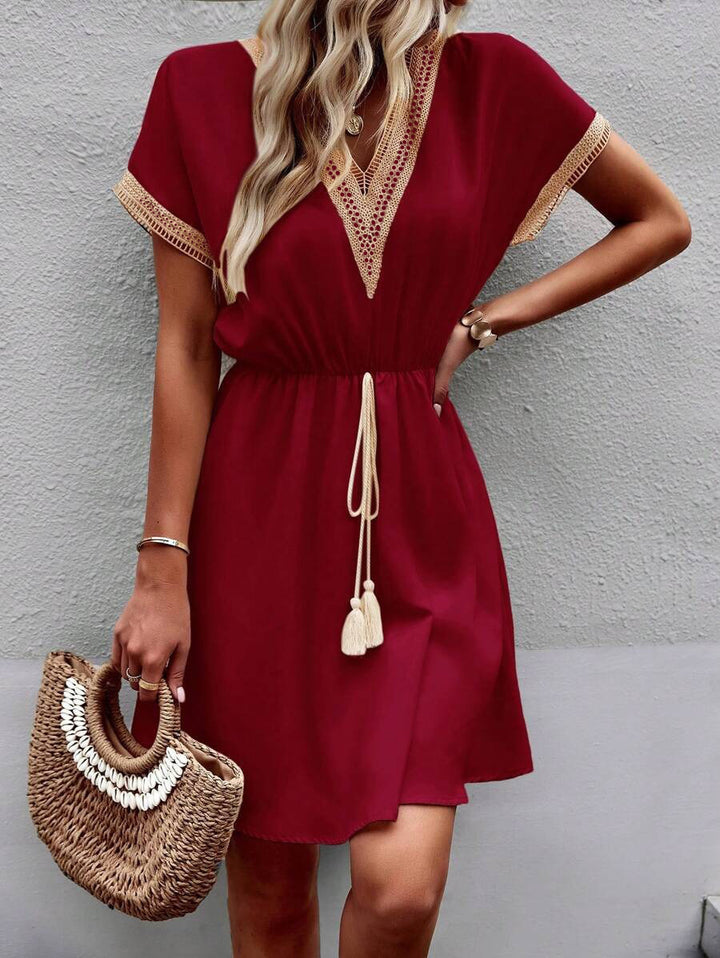 Damen Strandkleid mit raffiniertem Häkelkragen Drune