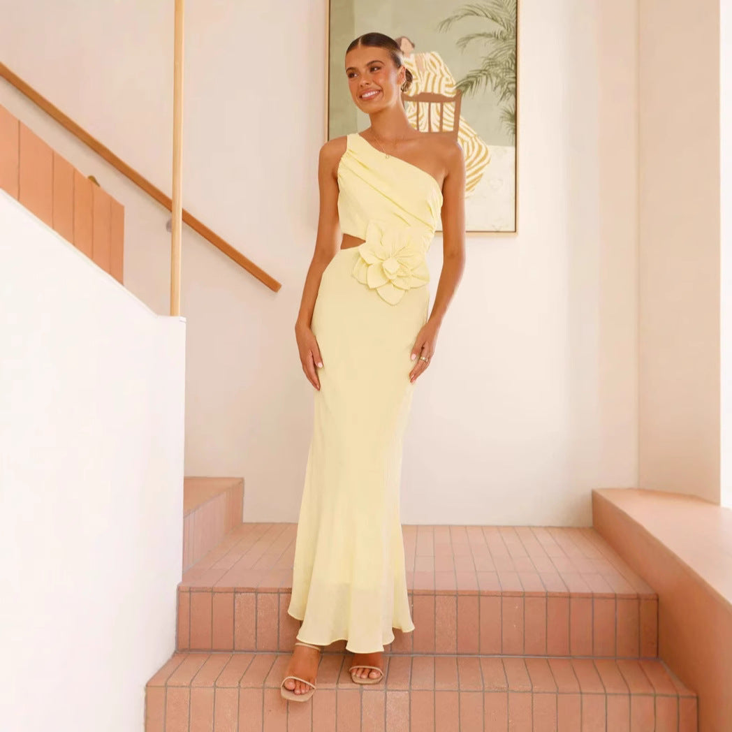 Damen Elegantes Maxikleid mit asymmetrischem Schnitt und floralem Detail Drune