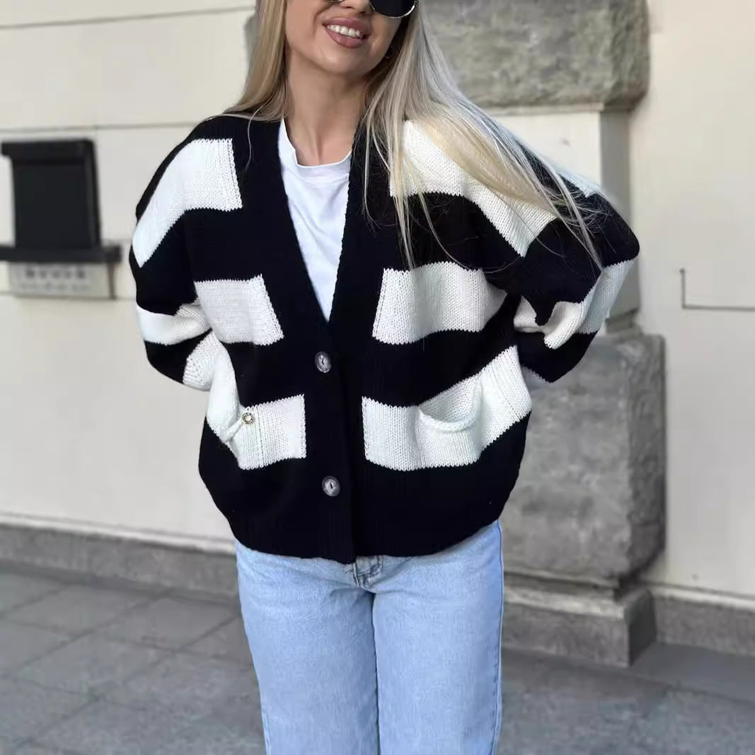 Damen kuschelige Oversized Strickjacke mit modernen Streifen und Taschen Drune
