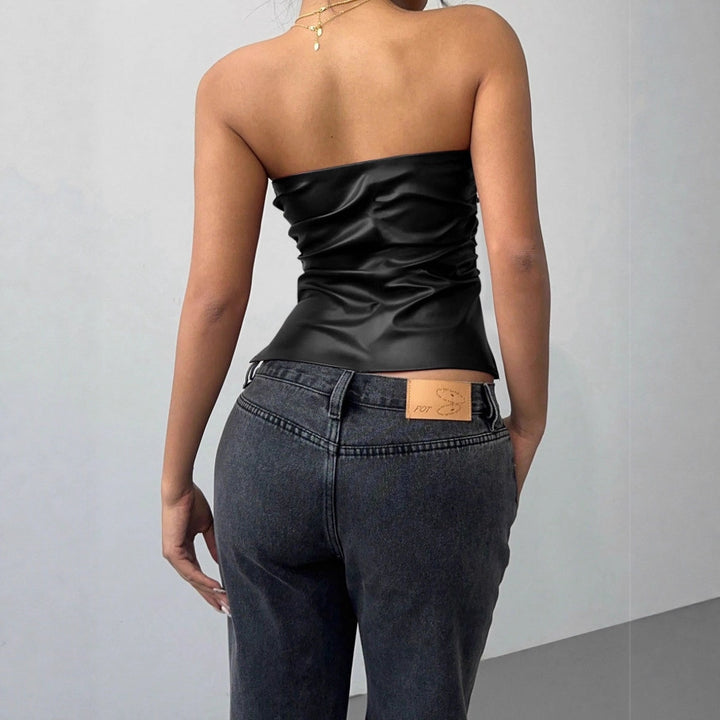 Damen Figurumspielendes Oberteil im edgy Lederlook Drune