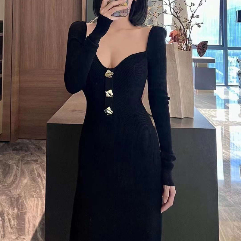 Damen Elegantes Strickkleid mit leichtem V-Ausschnitt und Goldknöpfen Drune