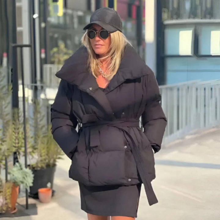 Damen modische Steppjacke mit breitem Revers und taillierbarem Gürtel Drune