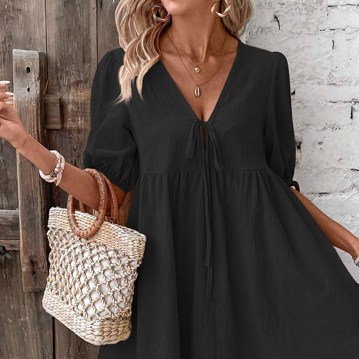 Damen lässiges Sommerkleid mit V-Ausschnitt und Rüschendetails Drune