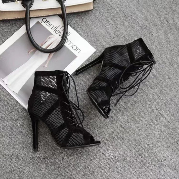 Damen Offene Stiefel im einzigartigen Netzdesign mit eleganter Schnürung Drune