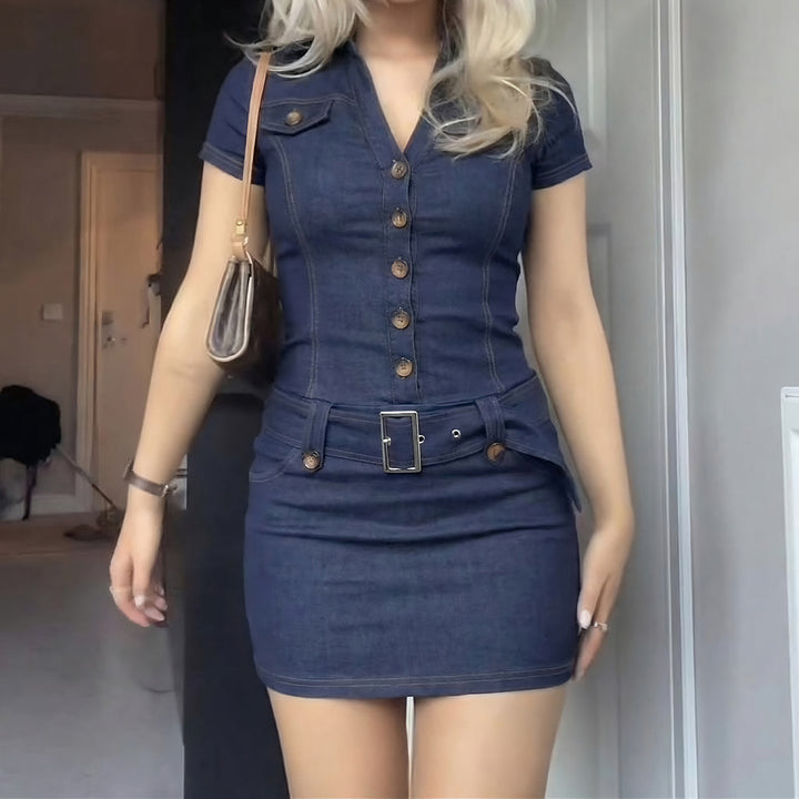 Damen Denim Kleid mit modernen Knopfdetails und taillierter Silhouette Drune