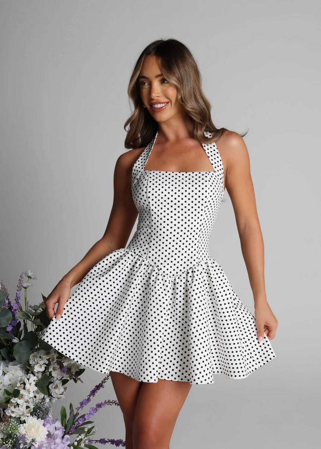 Damen Polka Dot Sommerkleid mit Taillierung und voluminösem Rock Drune