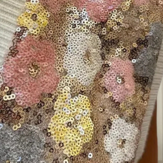 Damen Glamouröses Strickoberteil mit Blumenapplikationen und funkelnden Pailletten Drune