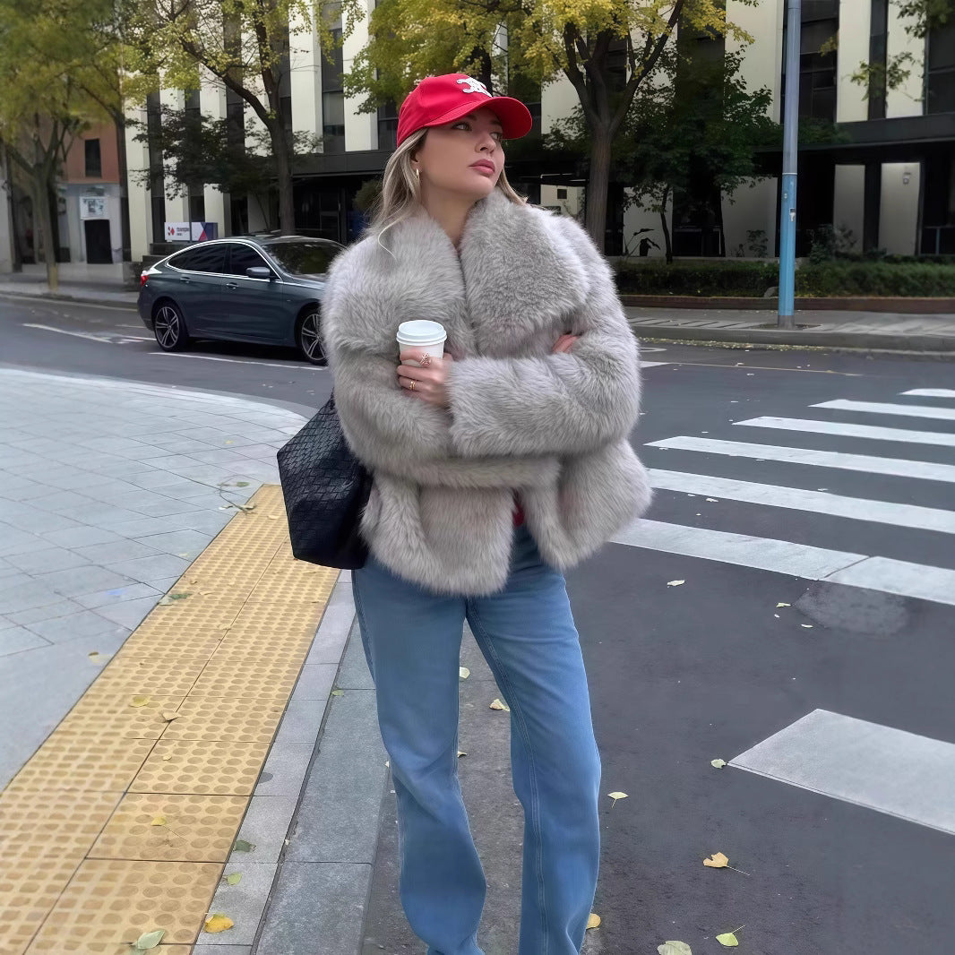 Damen Kunstpelzjacke mit luxuriösem Schnitt und weitem Kragen Drune