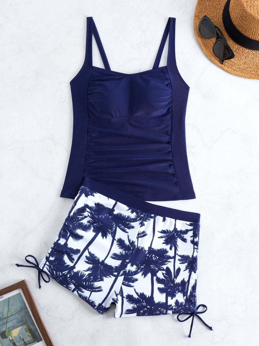 Damen Badeanzug mit trendiger Raffung und modischen Shorts Drune