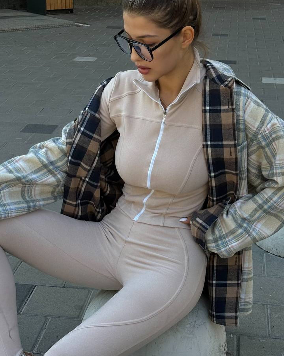 Damen Sportlicher Jumpsuit mit hoch schließendem Kragen und praktischen Reißverschluss-Detail Drune