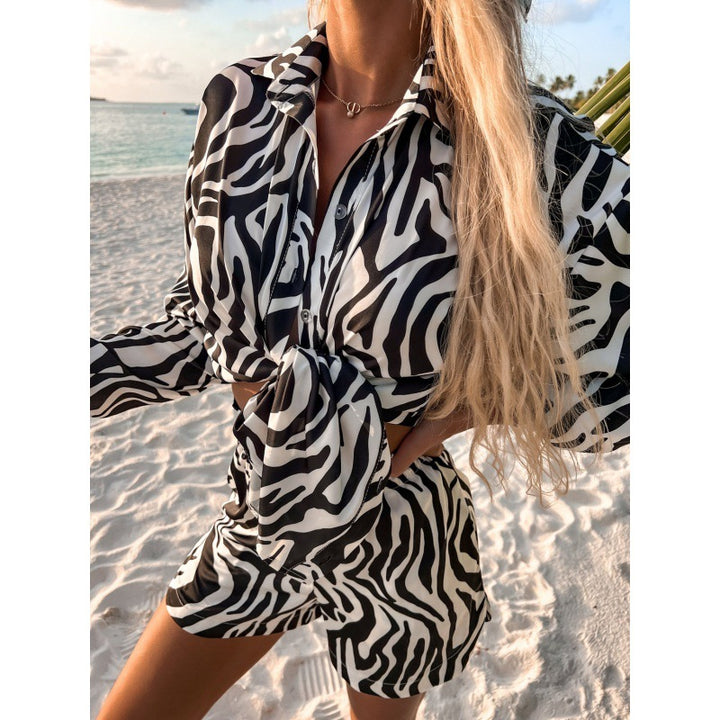 Damen Karierter Kurzanzug mit stylischem Bindegürtel und modischem Print Drune