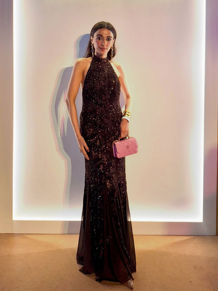 Damen Abendkleid mit schimmerndem Paillettenbesatz und stilvollem Halterdesign Drune