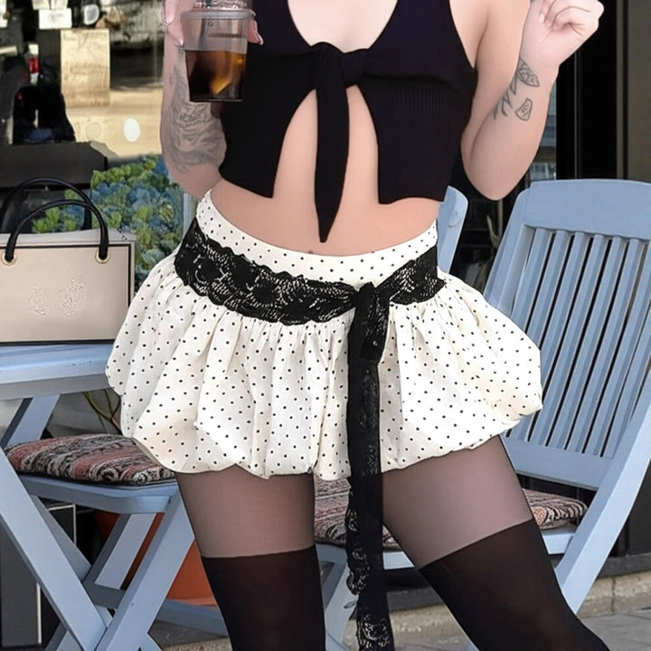 Damen Minikleid mit voluminösem Rüschensaum und dekorativem Gürtel Drune