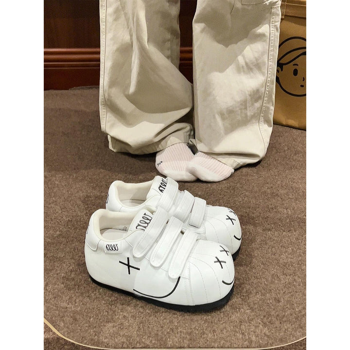 Damen Sneakers mit praktischem Klettverschluss und verspieltem Design Drune