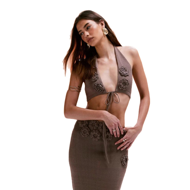 Damen Elegantes Maxikleid mit Halterneck-Design und floralen Applikationen Drune