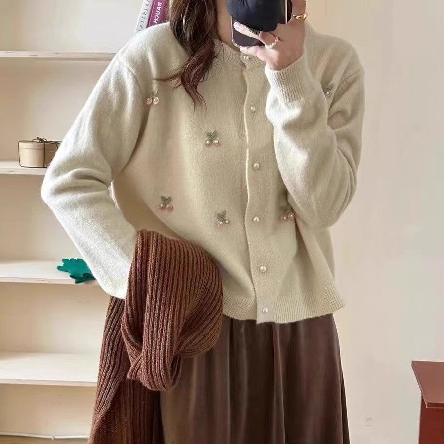 Damen Strickjacke mit feinen Perlen- und Blütenapplikationen Drune